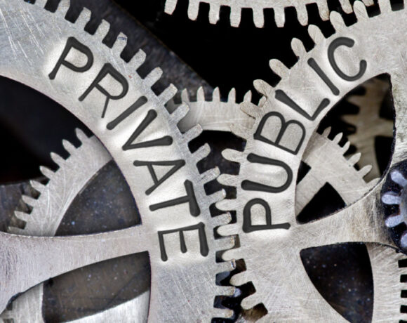 Public companies becoming private are illustrated by an image with arrows and PRIVATE, PUBLIC letters on a tooth wheel mechanism.